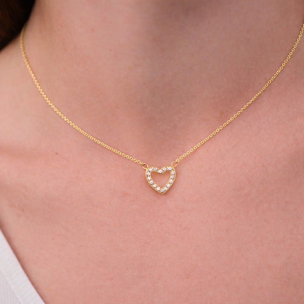 Cadena y dije corazón circones