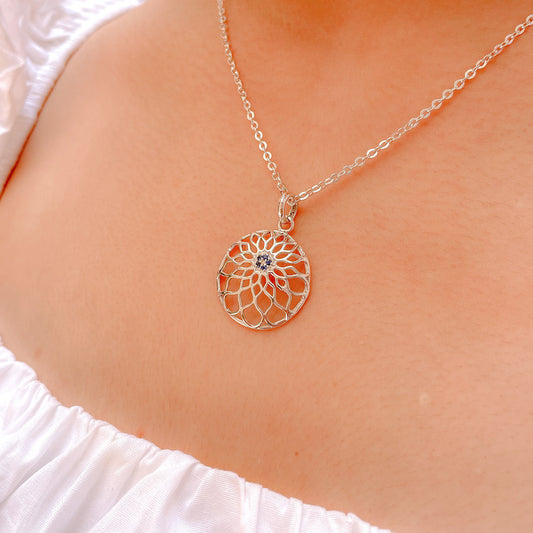 Collar Mandala Plata con Circones